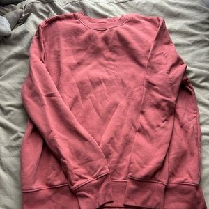 Salmon color crewneck